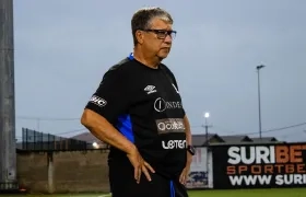 El colombiano Hernán Darío Gómez, técnico de El Salvador.