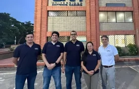 El programa cuenta con docentes con amplia trayectoria académica y profesional en el sector industrial.