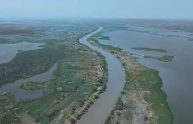 Vista aérea del Canal del Dique. 