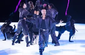 J Balvin ha tenido invitados especial en su gira. 