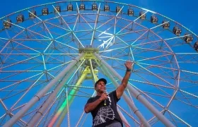 El alcalde Alejandro Char en la inauguración de la 'Luna del Río'. 