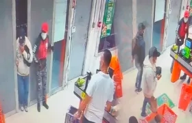 Momento del asalto en ARA. 