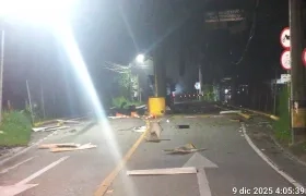 Así quedó el peaje tras el atentado. 