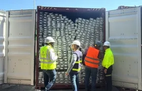 Contenedores decomisados.