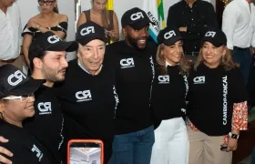 Fuad Char junto a los candidatos a la Cámara por Cambio Radical. 