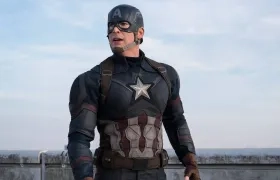 Chris Evans como Capitán América.