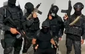 Grupo armado que amenaza a más de 100 personas. 