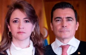 Los magistrados Cristina Lombana y César Augusto Reyes.