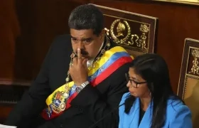 El presidente de Venezuela, Nicolás Maduro, y la vicepresidenta ejecutiva y ministra de Hidrocarburos, Delcy Rodríguez.