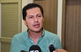 Miguel Ángel Alzate, Personero de Barranquilla.