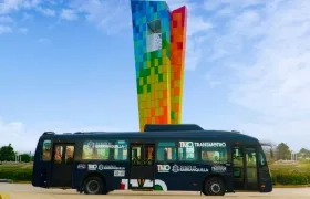 Bus de Transmetro por la zonas turísticas de Barranquilla. 