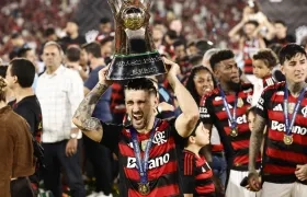 El uruguayo Giorgian De Arrascaeta, campeón de la Copa Libertadores con Flamengo. 