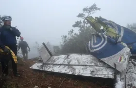 Avión de Satena accidentado.