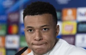 Kylian Mbappé en rueda de prensa este lunes.