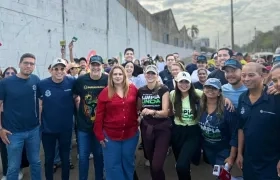 La actividad de embellecimiento de la Vía 40 fue realizada por diferentes dependencias de la Alcaldía. 