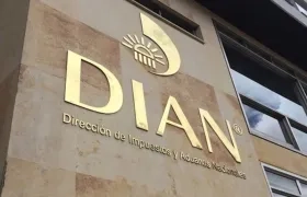 Fachada de la DIAN en Bogotá. 