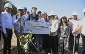 El ministro de Educación, Daniel Rojas, en la reactivación de la obra.