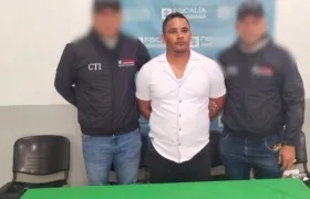 Carlos Alfredo Ortiz Meléndez tras ser capturado por el CTI de la Fiscalía. 