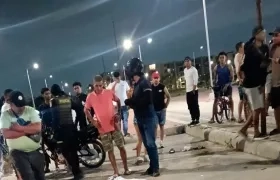 Un adolescente de 15 años quedó muerto en el lugar de los hechos. 