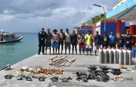 Pescadores rescatados y material recuperado