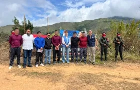 Policías liberados. 