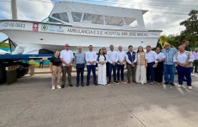 El ministro de Salud, Guillermo Jaramillo, durante la entrega de ambulancias. 