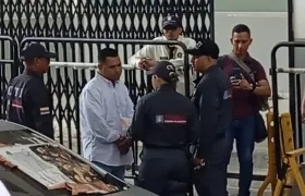 Momento de la captura del concejal Alexis Castillo.