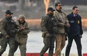 Cilia Flores y Nicolás Maduro en poder de las autoridades estadounidenses.