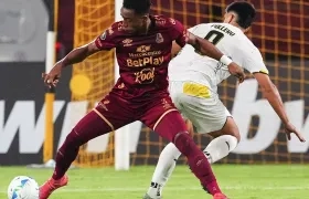 Jean Carlos Angulo, defensor del Deportes Tolima.