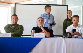 El director de la Policía, MinInterior y MinDefensa.