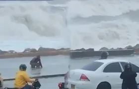 Fuerte oleaje en Cartagena. 