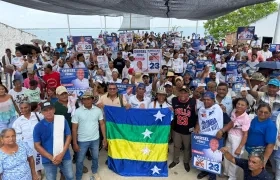 Gersel Pérez con la población de Concordia.