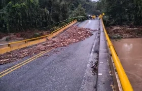 Puente río Mendihuaca.