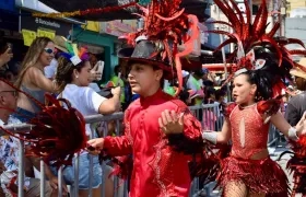 Los Reyes Infantiles de la 44, Germán Palomino y Ashley Gómez.