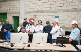 Visita de la Superservicios en Urrá.