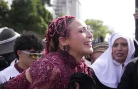 Michelle Char Fernández vestida de viuda.