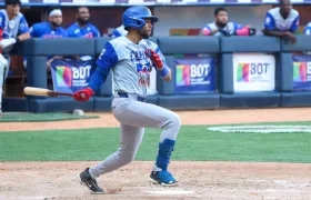 Jaider Morelos, segunda base de Caimanes de Barranquilla. 