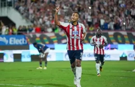 Luis Muriel festeja su gol de pena máxima contra Boyacá Chicó. 