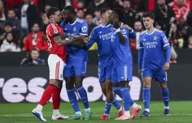 Vinicius discute con el argentino Nicolás Otamendi tras el incidente con Prestianni.