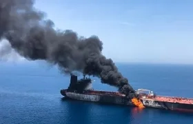 Buque iraní atacado por Estados Unidos.