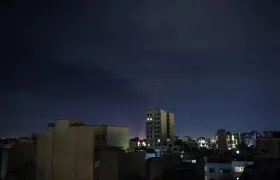 Humo en Irán tras los ataques de Estados Unidos e Israel.