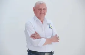 El candidato presidencial peruano Napoleón Becerra.