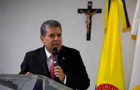 El Contralor Carlos Hernán Rodríguez.