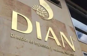 Fachada de la DIAN en Bogotá. 