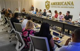 La Corporación Universitaria Americana recibió la acreditación del Ministerio de Educación.