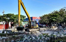 Limpieza de un caño.