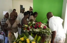 Durante el ritual se entonan cantos en lengua palenquera.