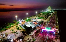 Imagen de la Maratón en el Malecón del Río.