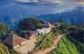 Uno de los pueblos indígenas afectados por el conflicto armado son los Arhuacos. 