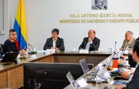 Reunión entre miembros de Asobancaria y el Gobierno Nacional. 